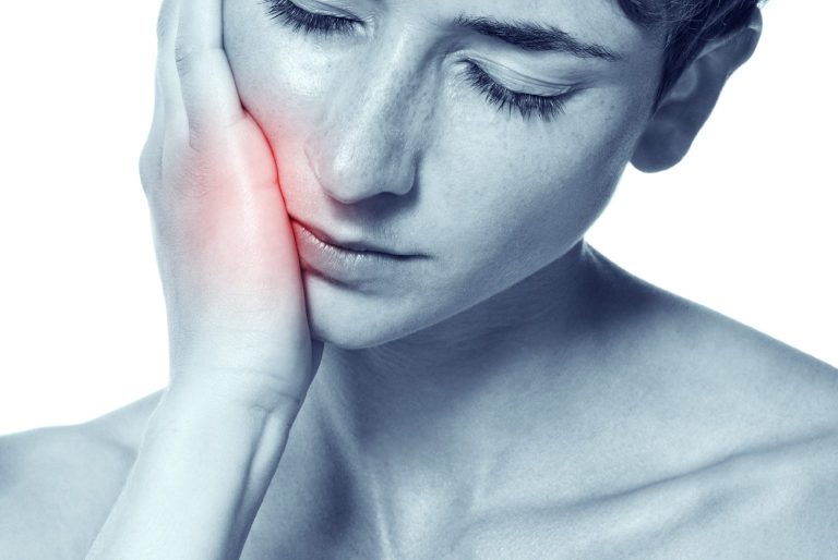 Douleurs articulaires. Maladies de peau. Douleurs lombaires : mal de dos, sciatique, nuque. Douleurs musculaires, jambes lourdes, douleurs dans les bras, mauvaise circulation sanguine. Courbatures, crampes. Douleurs au ventre : estomac, problèmes digestifs. Brûlures